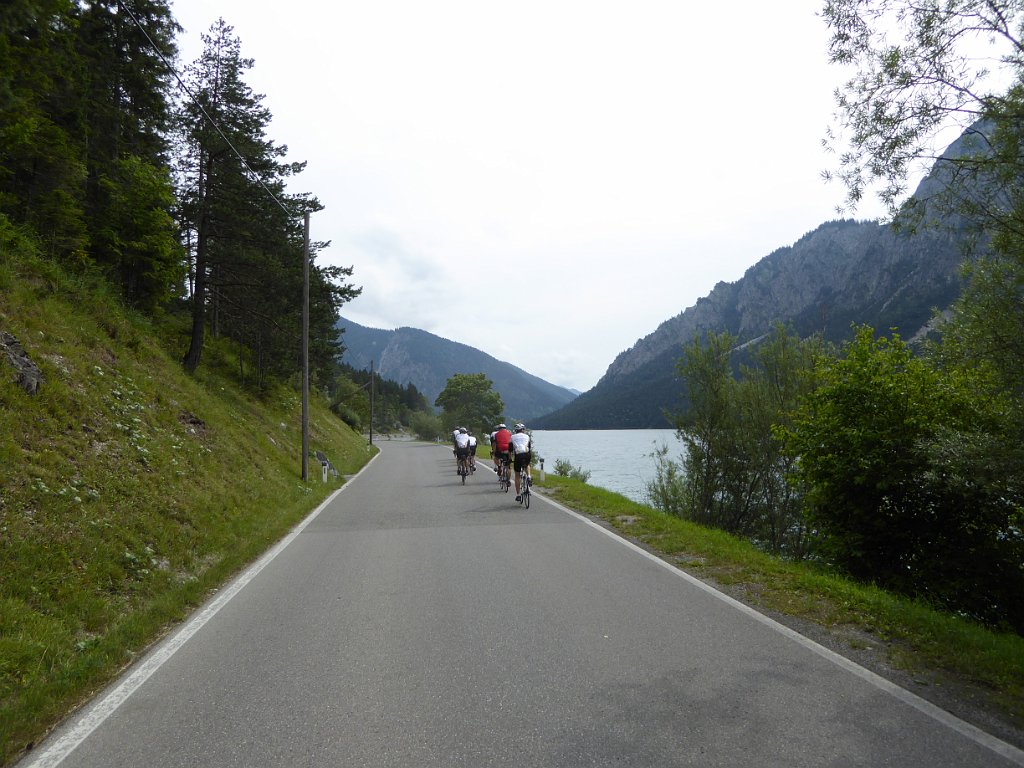 Fahrt am Planseee entlang.jpg